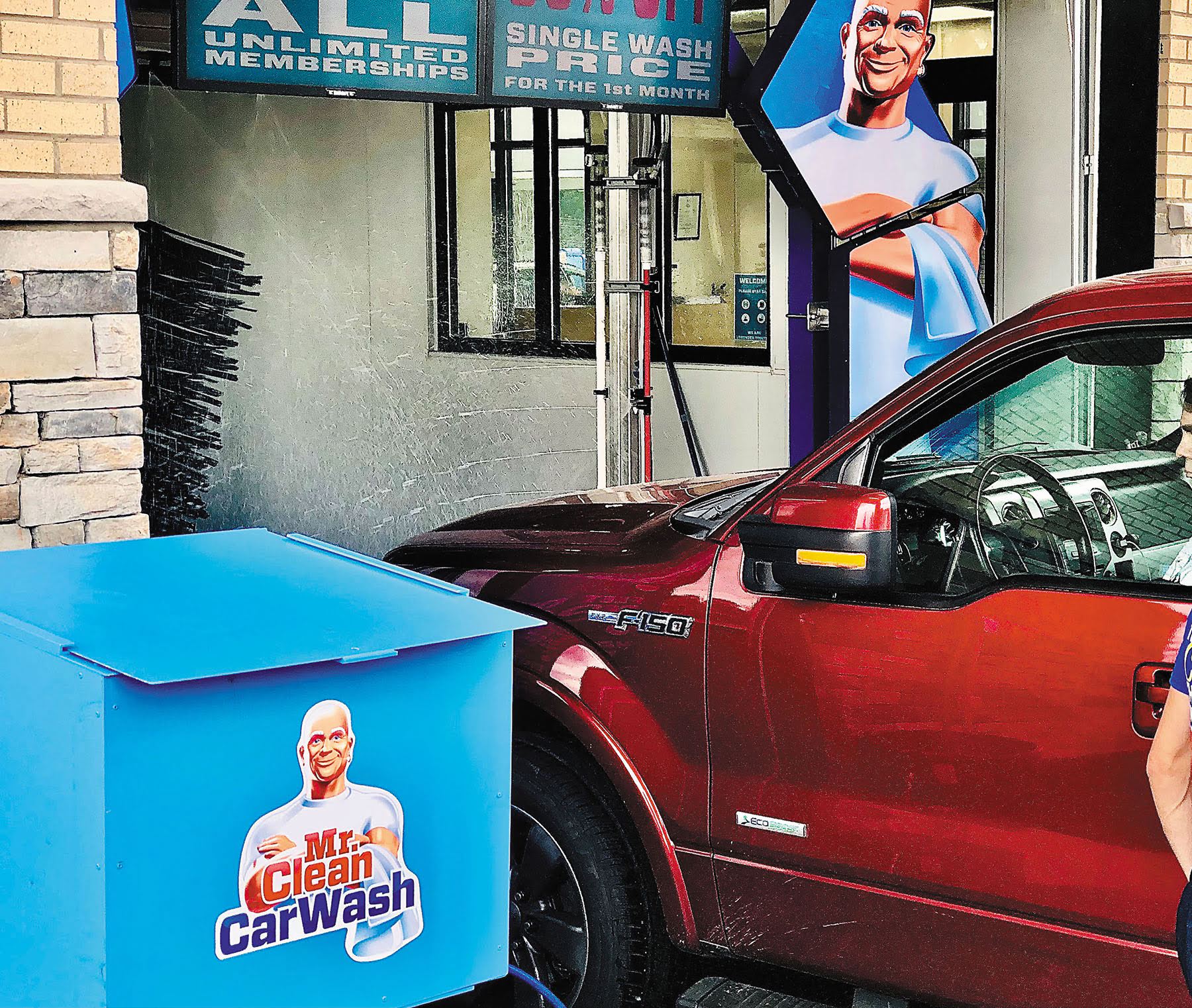 Take a Tour: Mr. Clean Car Wash